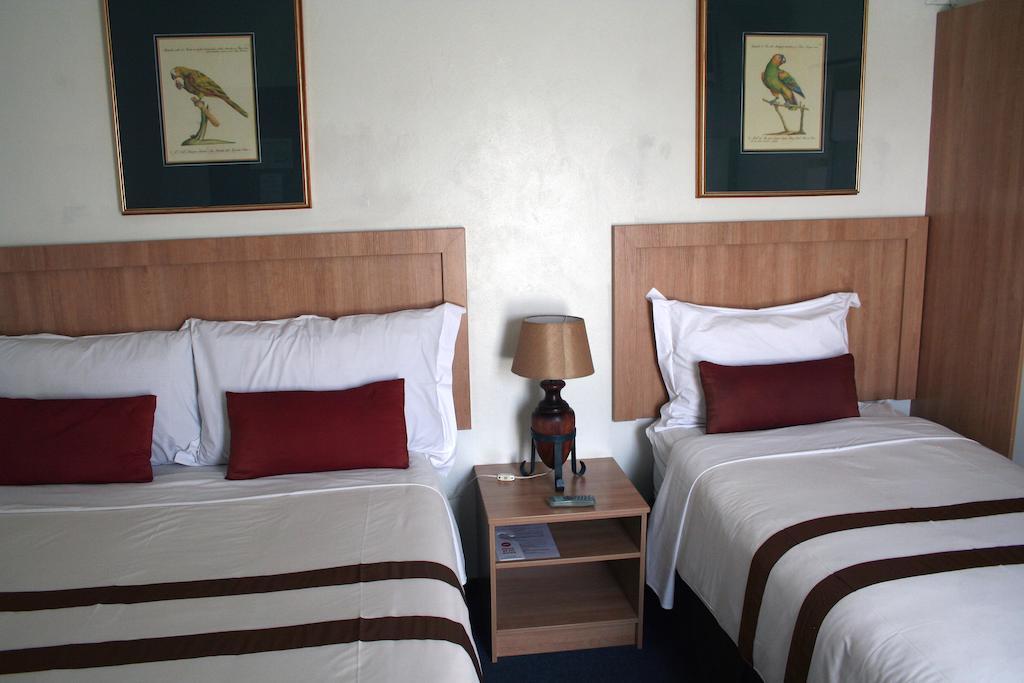 Hotel Ecotel Southgate 2*